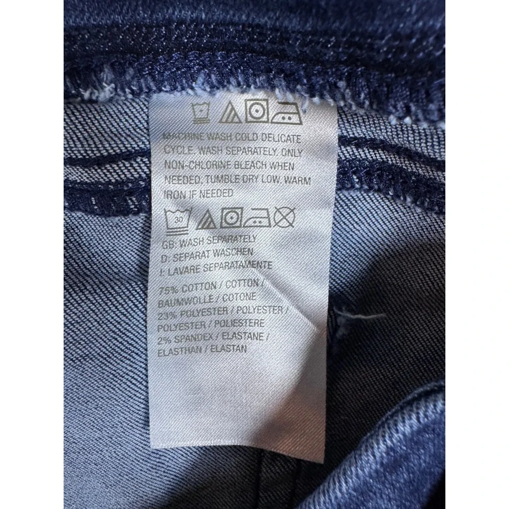 k260. Belle by Kim Gravel Womens Blue Pull On Denim Shorts Dark Wash Size 16
